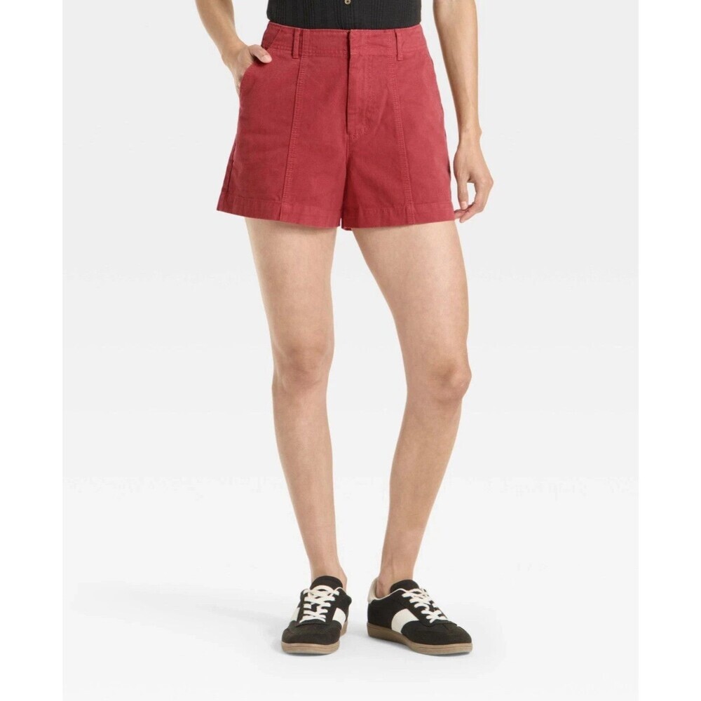 Universal Thread Women’s High Rise Trouser Shorts Red Sz 10 NWT - Picture 2 of 7